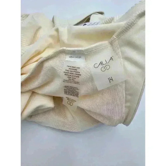 Elegant Cream One-Piece Swimsuit - Picture 9 of 16